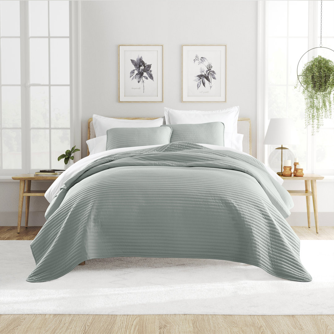 Becky Cameron Lightweight All Season Stripe Stitch Quilt Set with Shams
